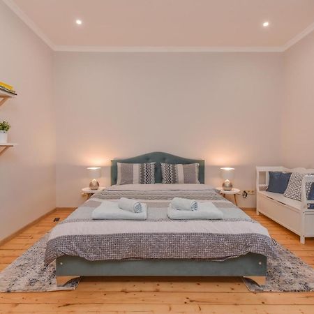 Spacious Vintage 2Br, 2Bath Apartment By Flat Mаnager Sofia Extérieur photo