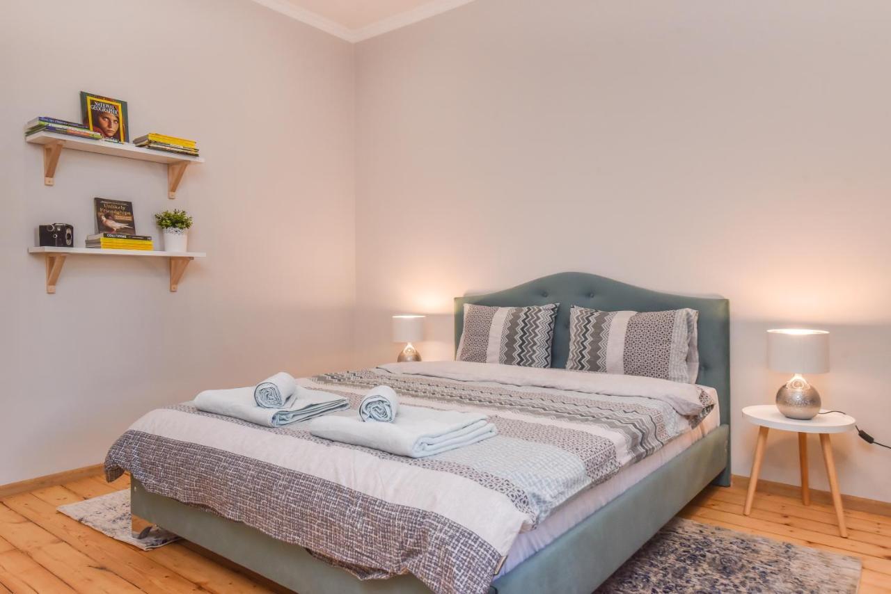Spacious Vintage 2Br, 2Bath Apartment By Flat Mаnager Sofia Extérieur photo